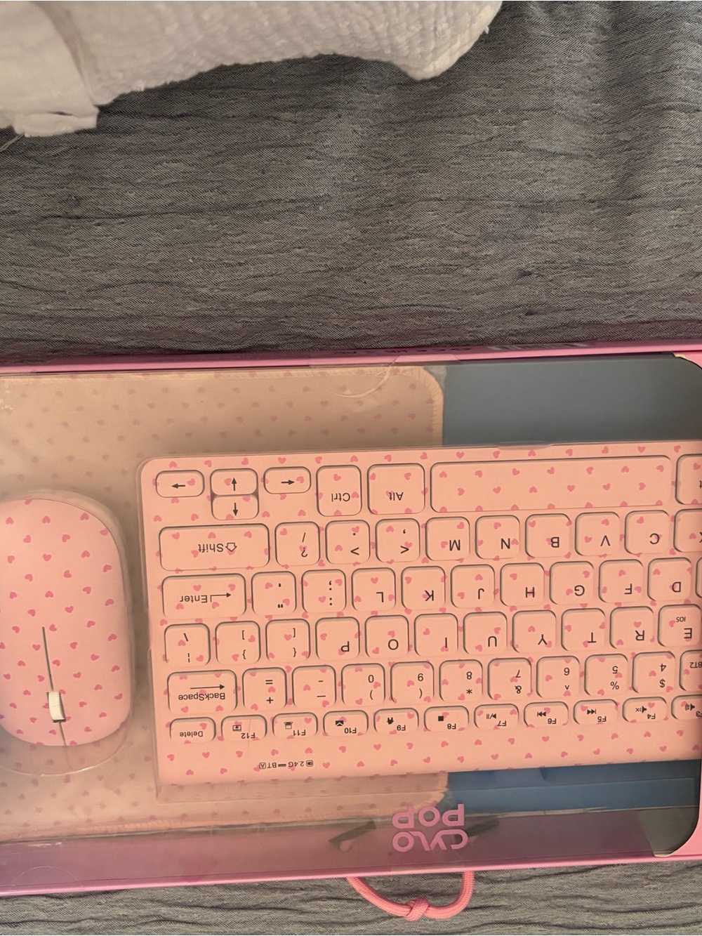 CyloPop Pink Heart Wireless Keyboard and Mouse Set